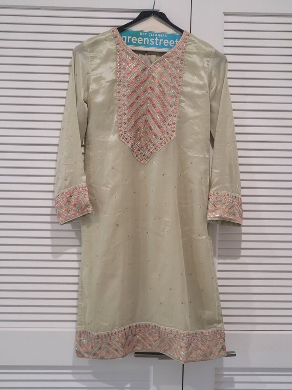 Stitched L/XL Womens 3 piece Shirt Pant Stole Indian dress Pistachio Light Green